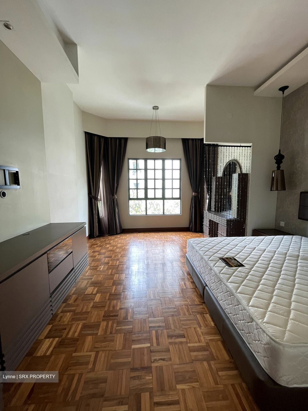 Gold Coast Condo (D5), Condominium #360356981